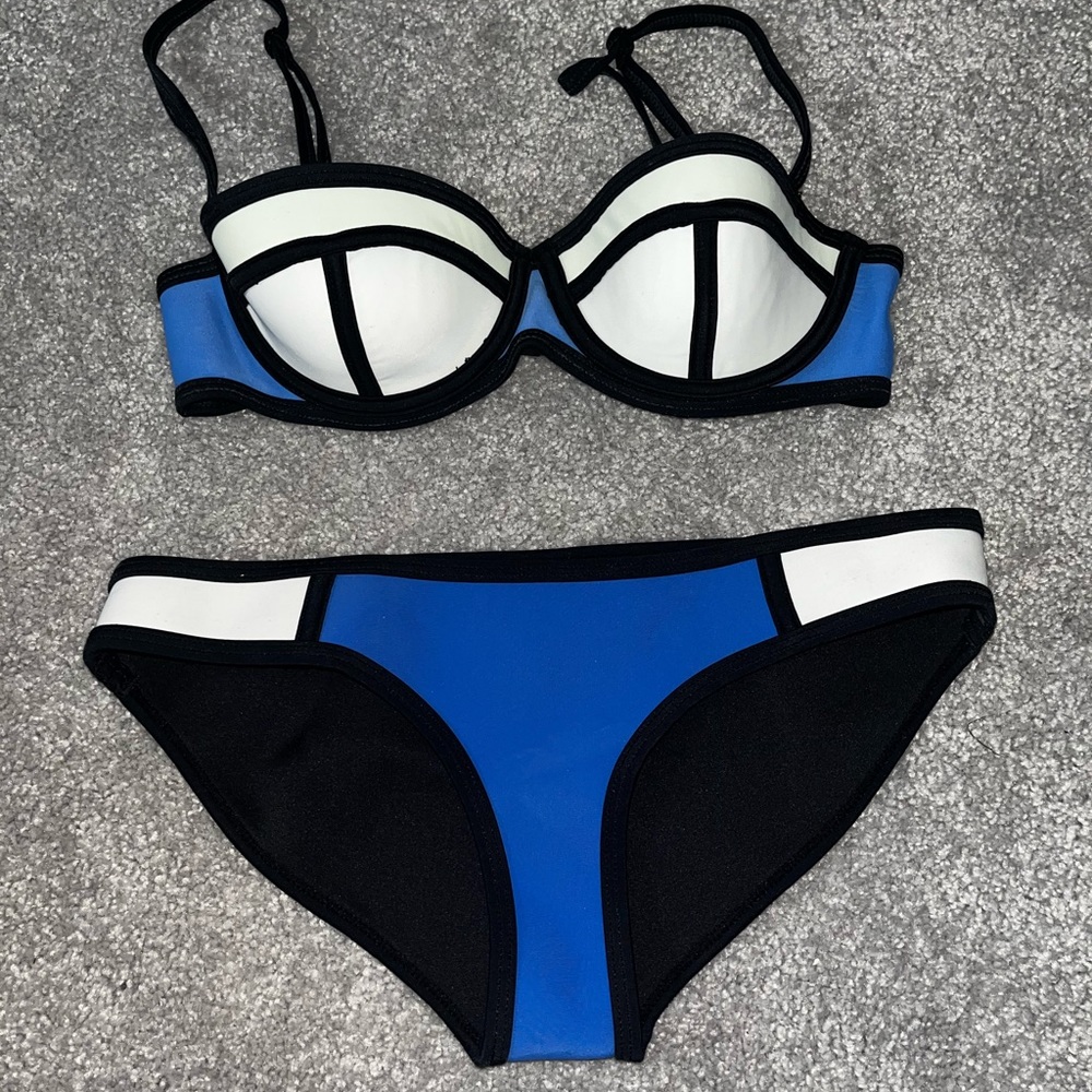 Triangl bikini